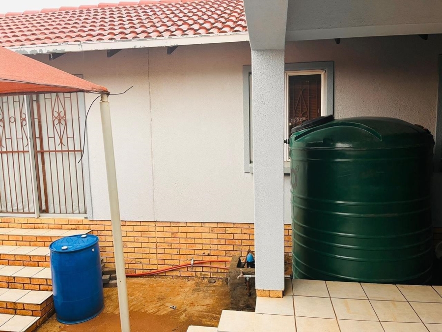 3 Bedroom Property for Sale in Tlhabane North West